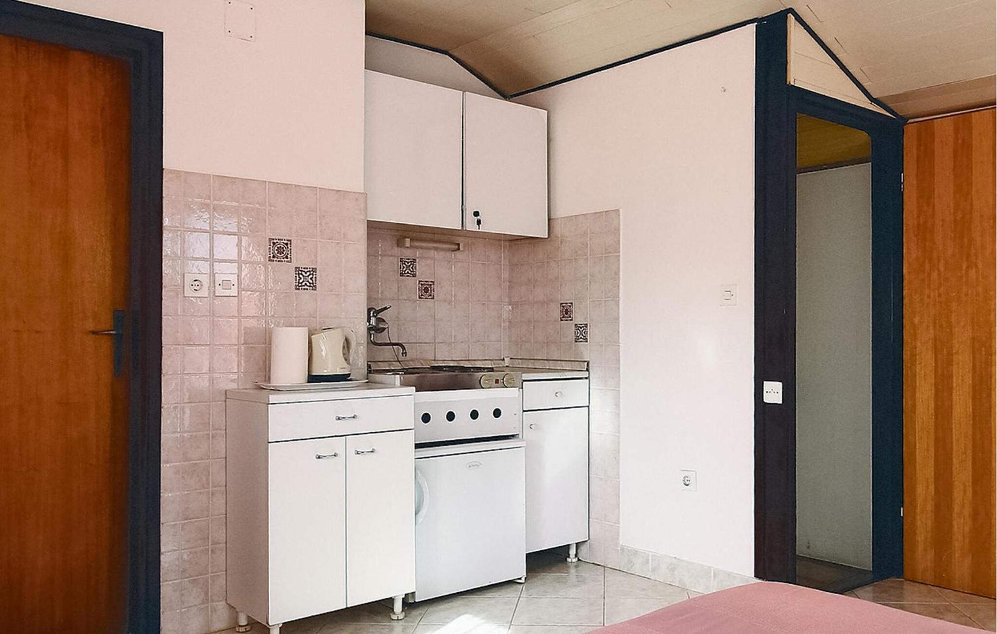 Gorgeous Apartment In Umag With Wifi Экстерьер фото